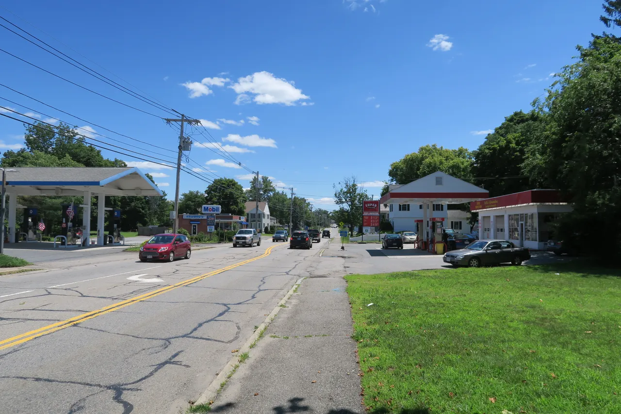 Shops and sidewalks along Main Street in Tewksbury